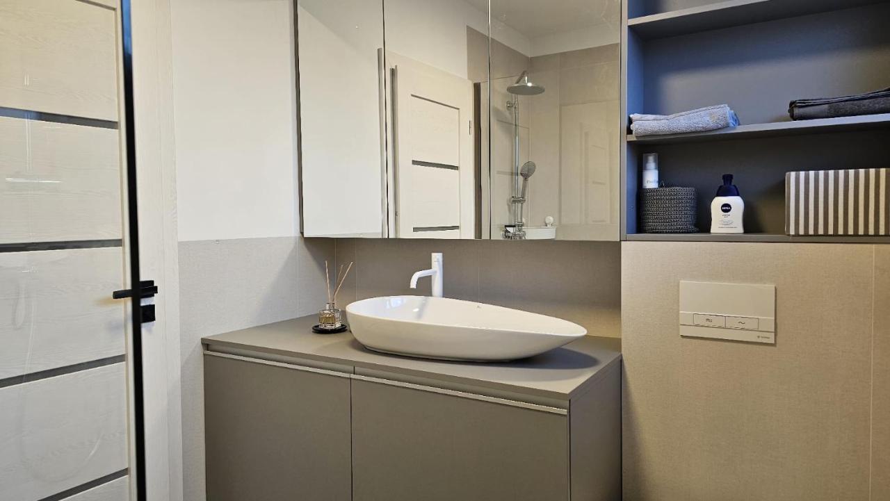 Crinului 12 Ms Apartment Targu-Mures Bagian luar foto