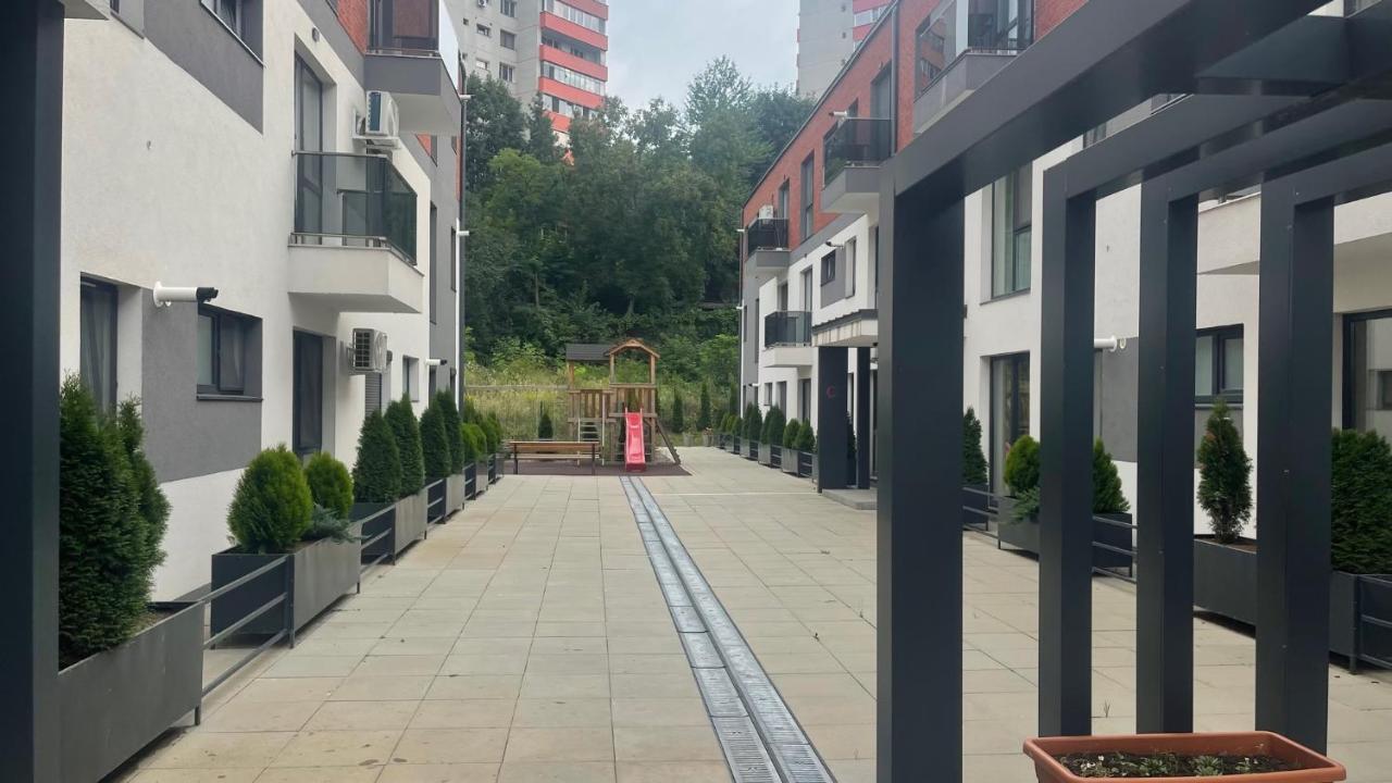 Crinului 12 Ms Apartment Targu-Mures Bagian luar foto
